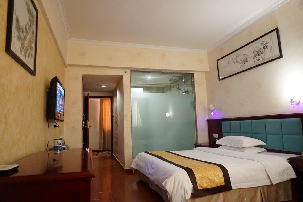 Guangdong Oversea Chinese Hotel Kanton Zimmer foto