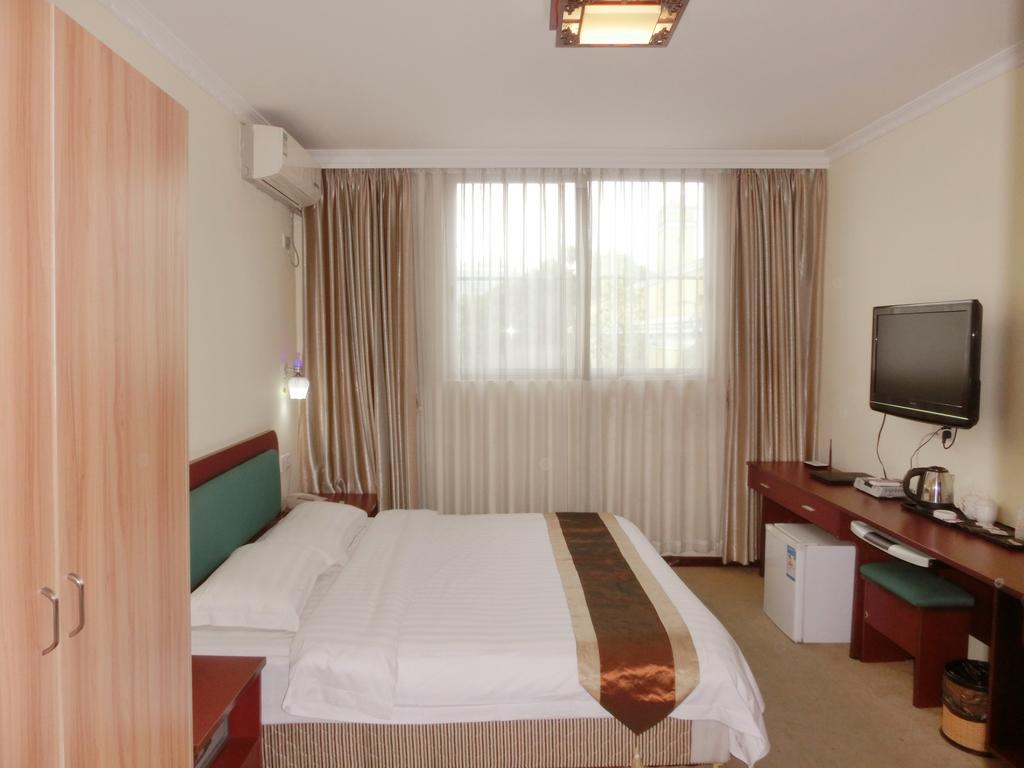 Guangdong Oversea Chinese Hotel Kanton Exterior foto
